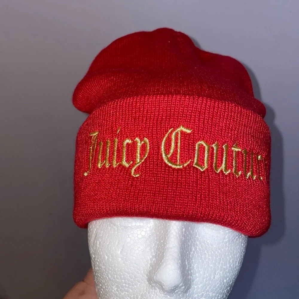 Juicy Couture “Yes Oui Can” Knit Embroidered Beanie Hat Red Gold